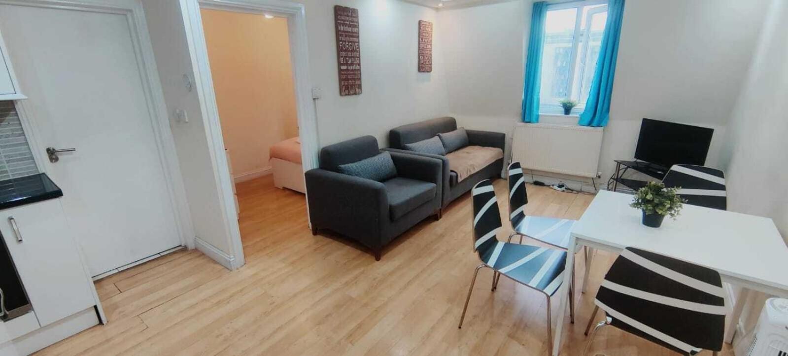 Eurostar City Apartments Londra Esterno foto